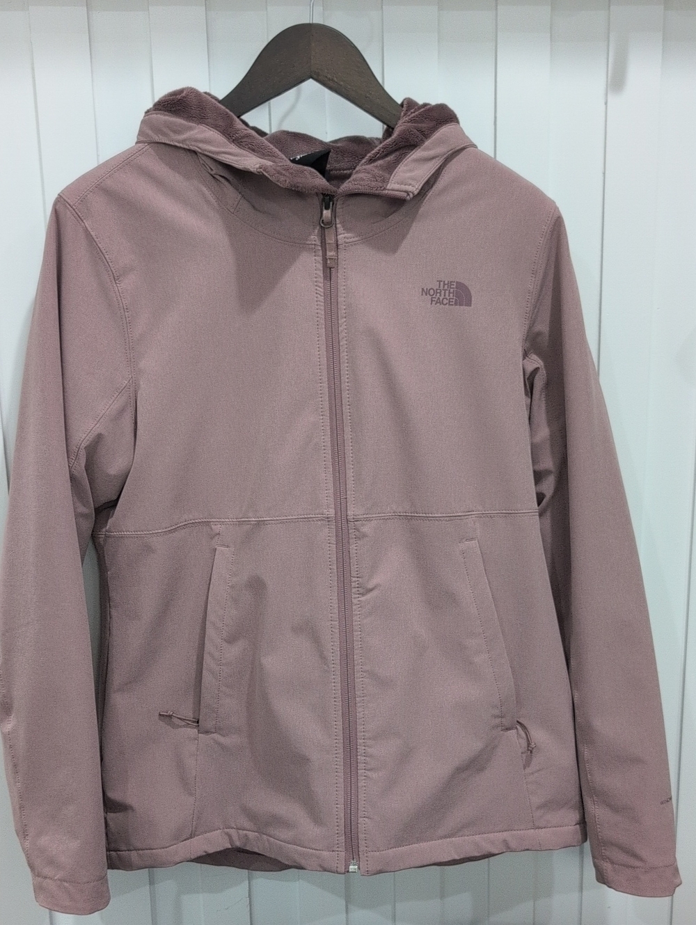 The North Face Shelves Raschel Jacket